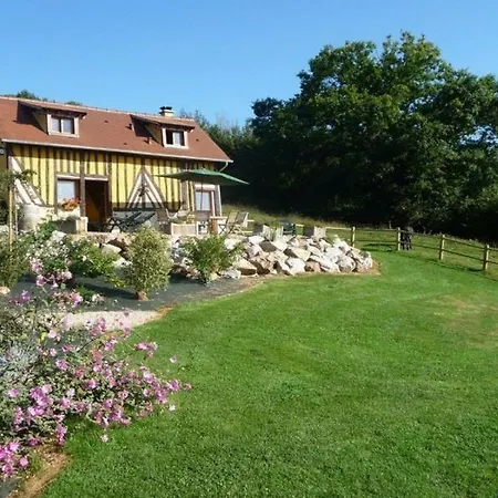 Nyaraló Domaine Du Martinaa *